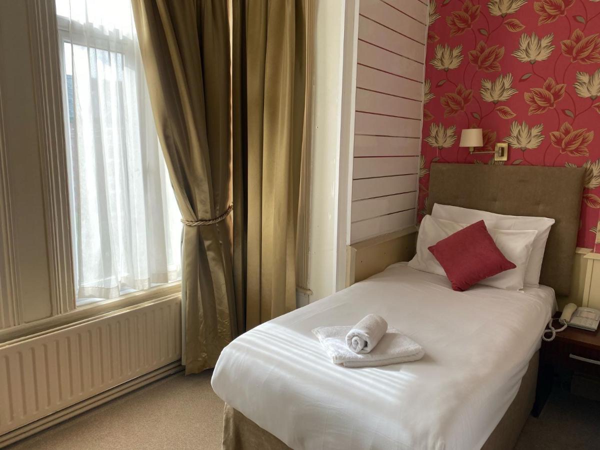 Single Room,1197522151:JPEG